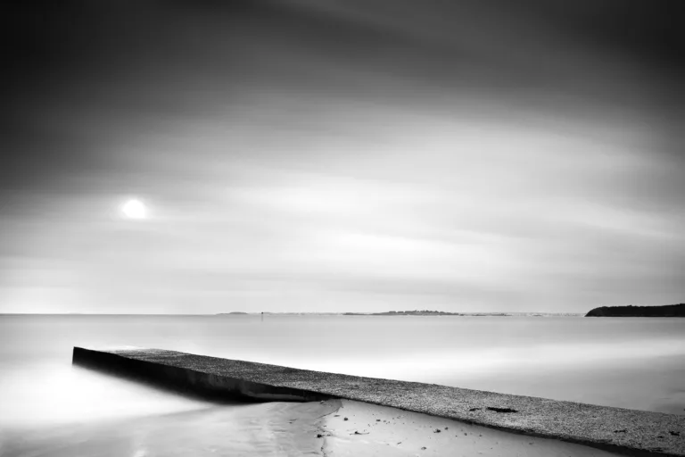 Galerie Wallpepper 
Photographie d art - Saint Cast ©marc josse - structure - grande plage